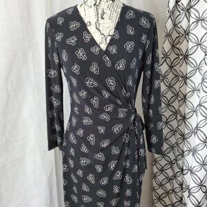 Anne Klein Long Sleeve Black & Cream Pattern Dress - Size 8